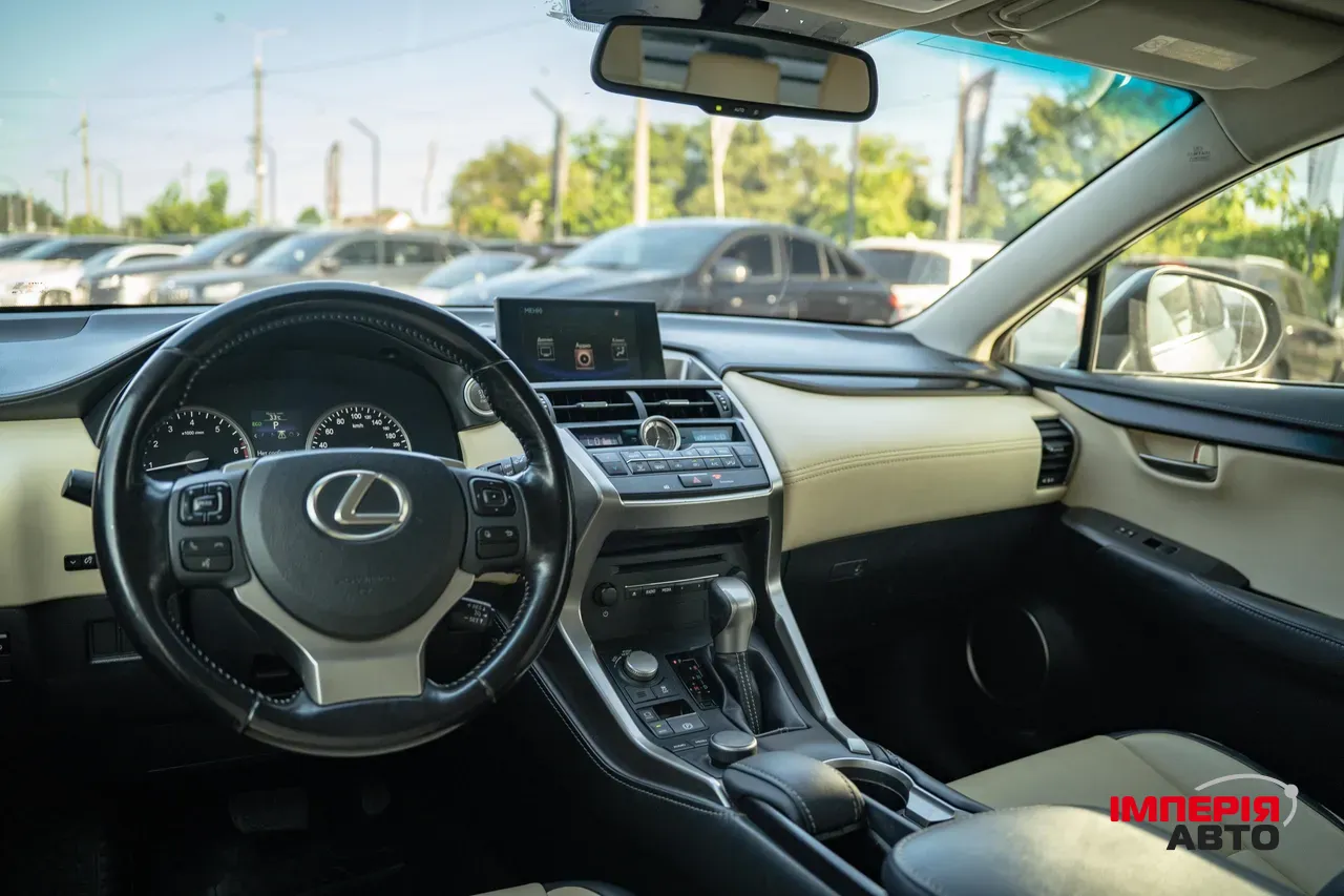 Lexus NX - фото 39