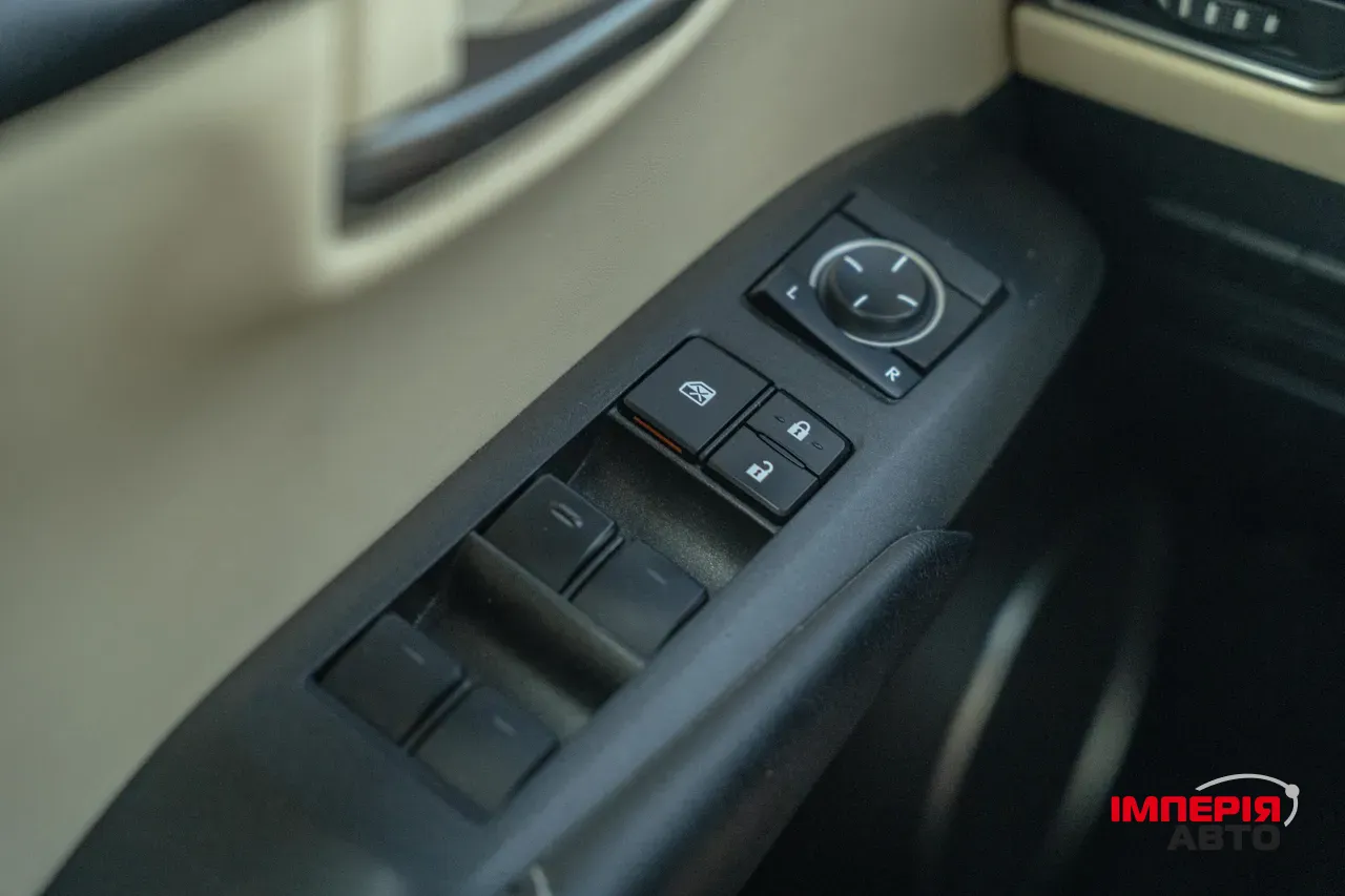 Lexus NX - фото 26