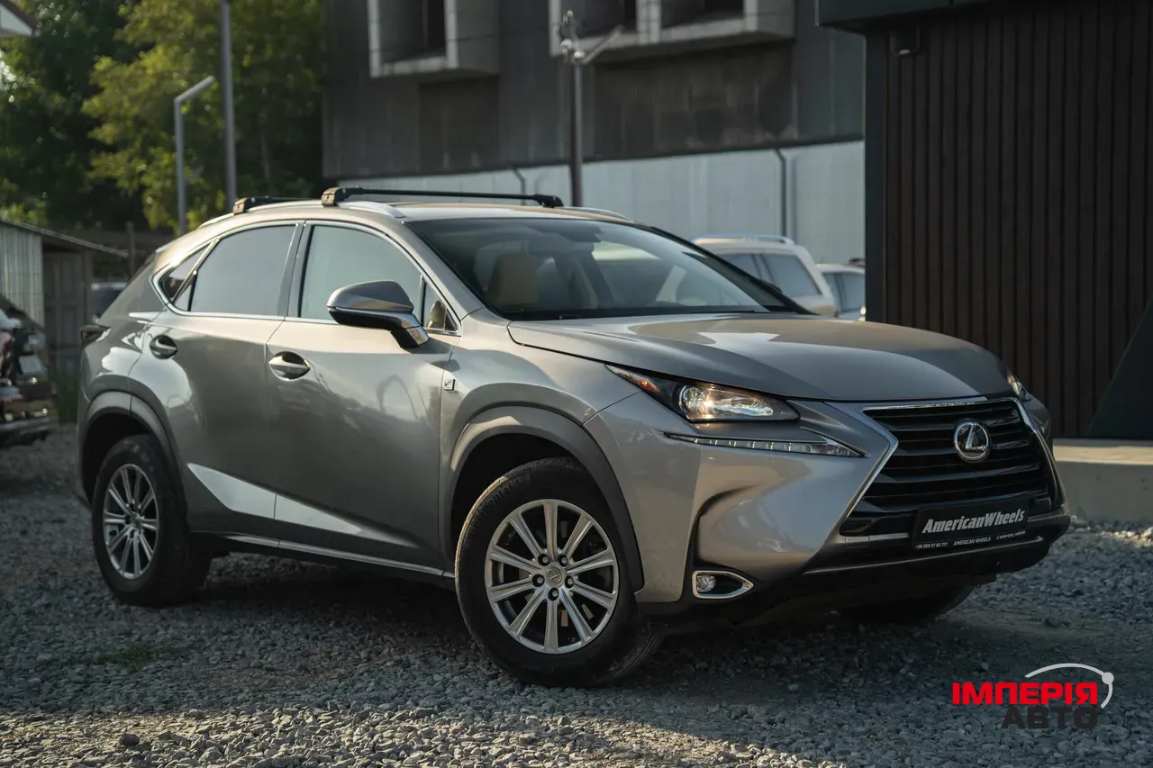 Lexus NX - фото 13