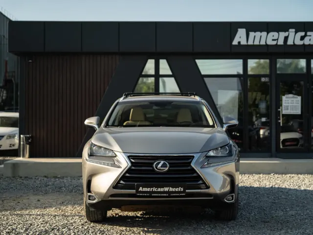 Lexus NX - фото 2