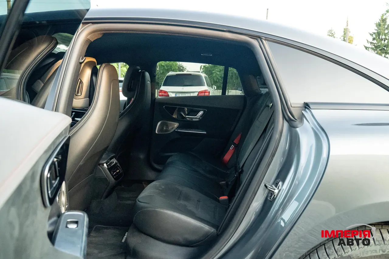 Mercedes-Benz EQE - фото 55