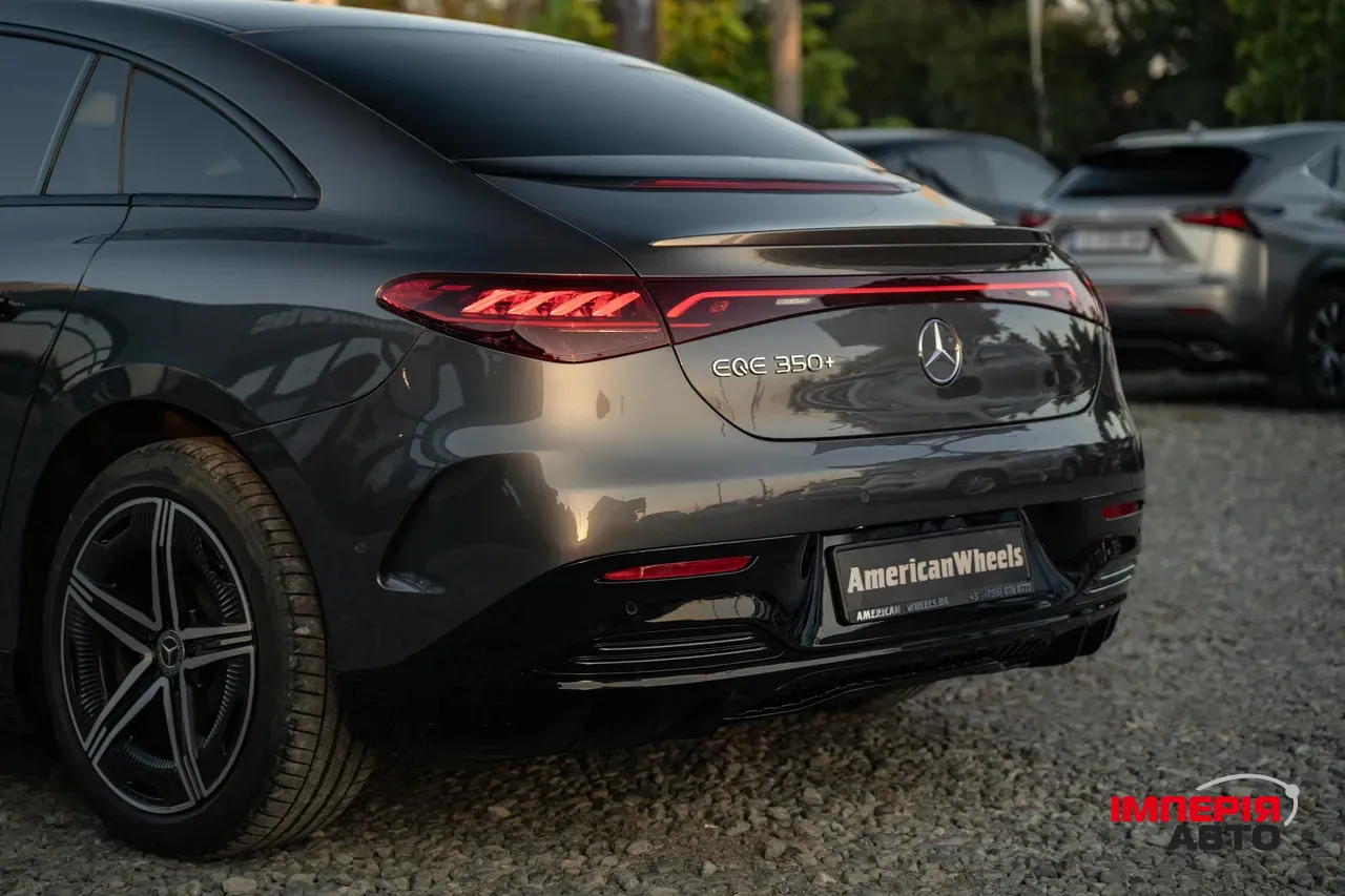 Mercedes-Benz EQE - фото 10