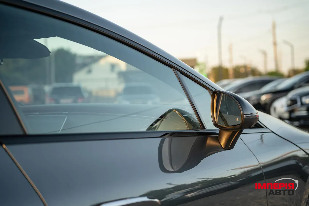 Mercedes-Benz EQE - фото 25