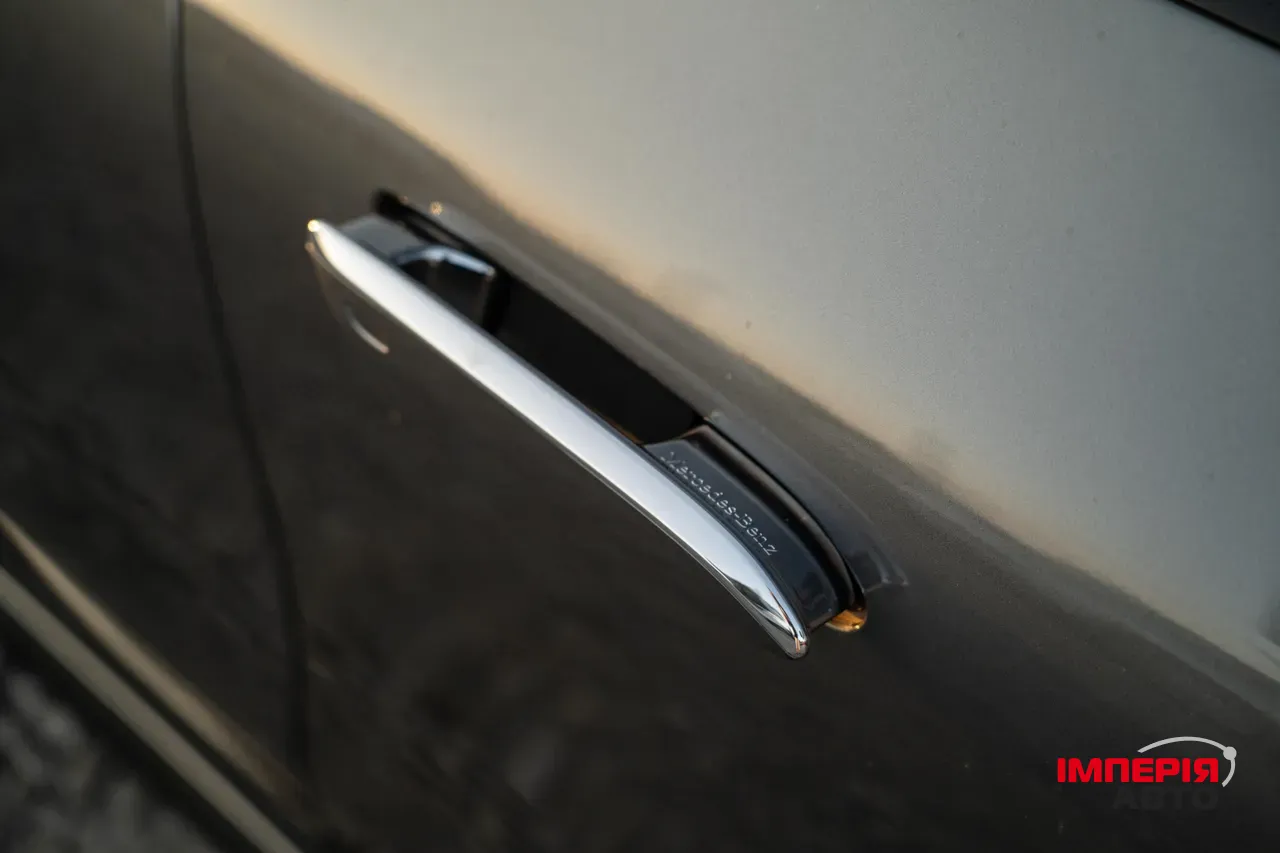 Mercedes-Benz EQE - фото 29