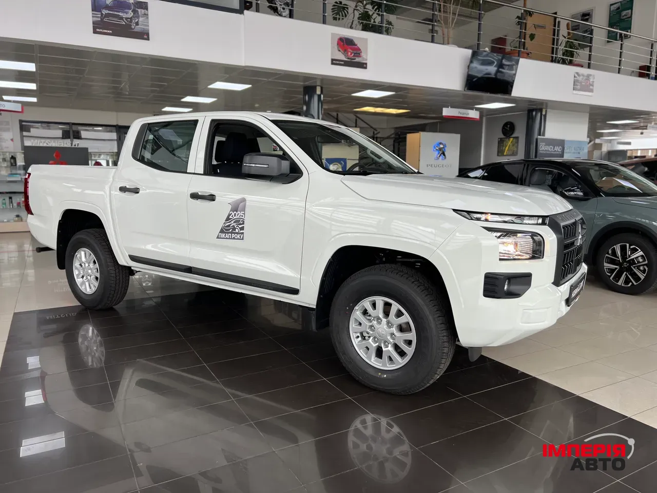 Mitsubishi L200 - фото 5