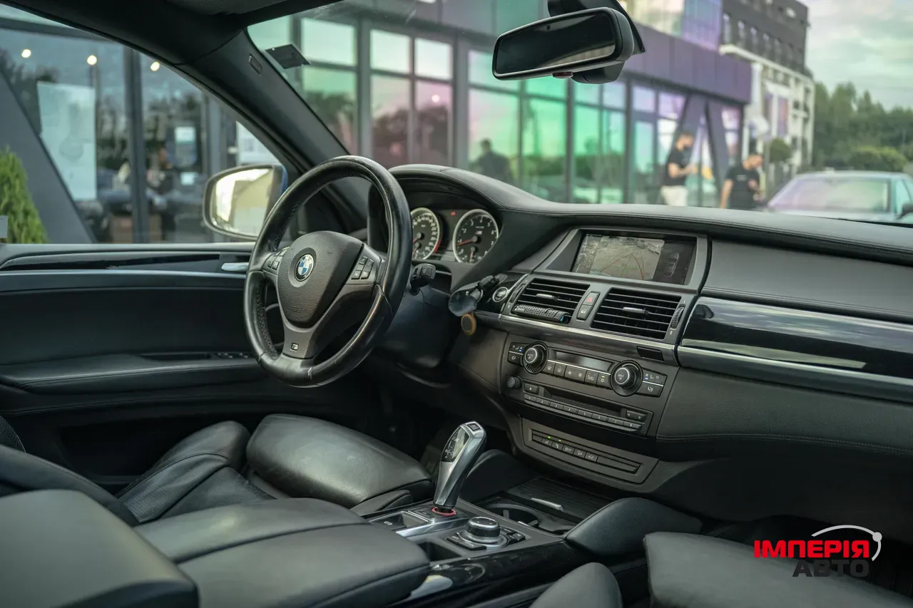BMW X6 M - фото 44