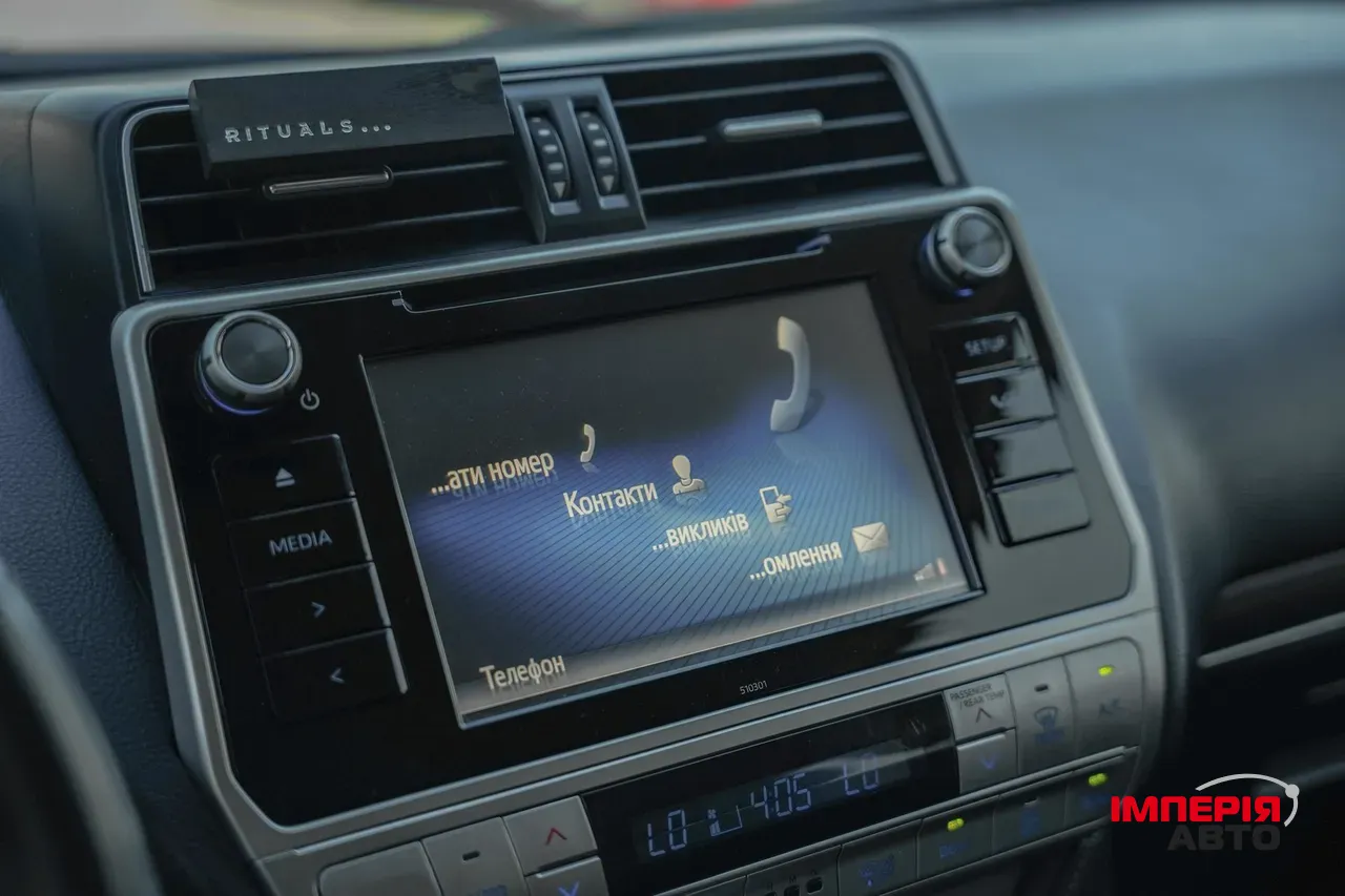 Toyota Land Cruiser Prado - фото 30