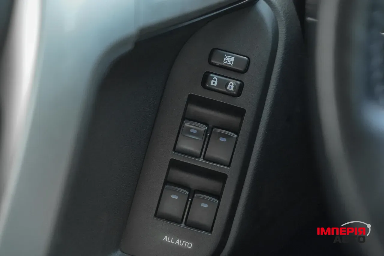 Toyota Land Cruiser Prado - фото 20