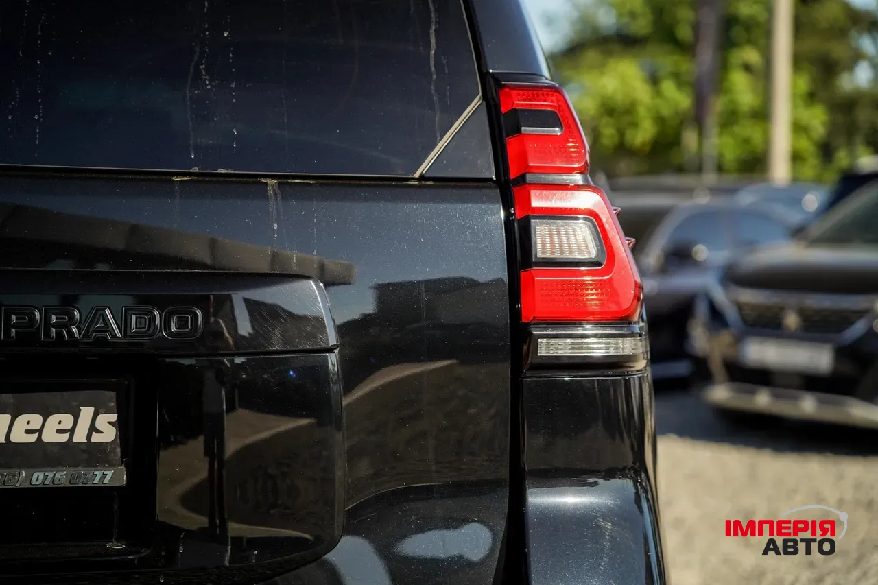 Toyota Land Cruiser Prado - фото 8