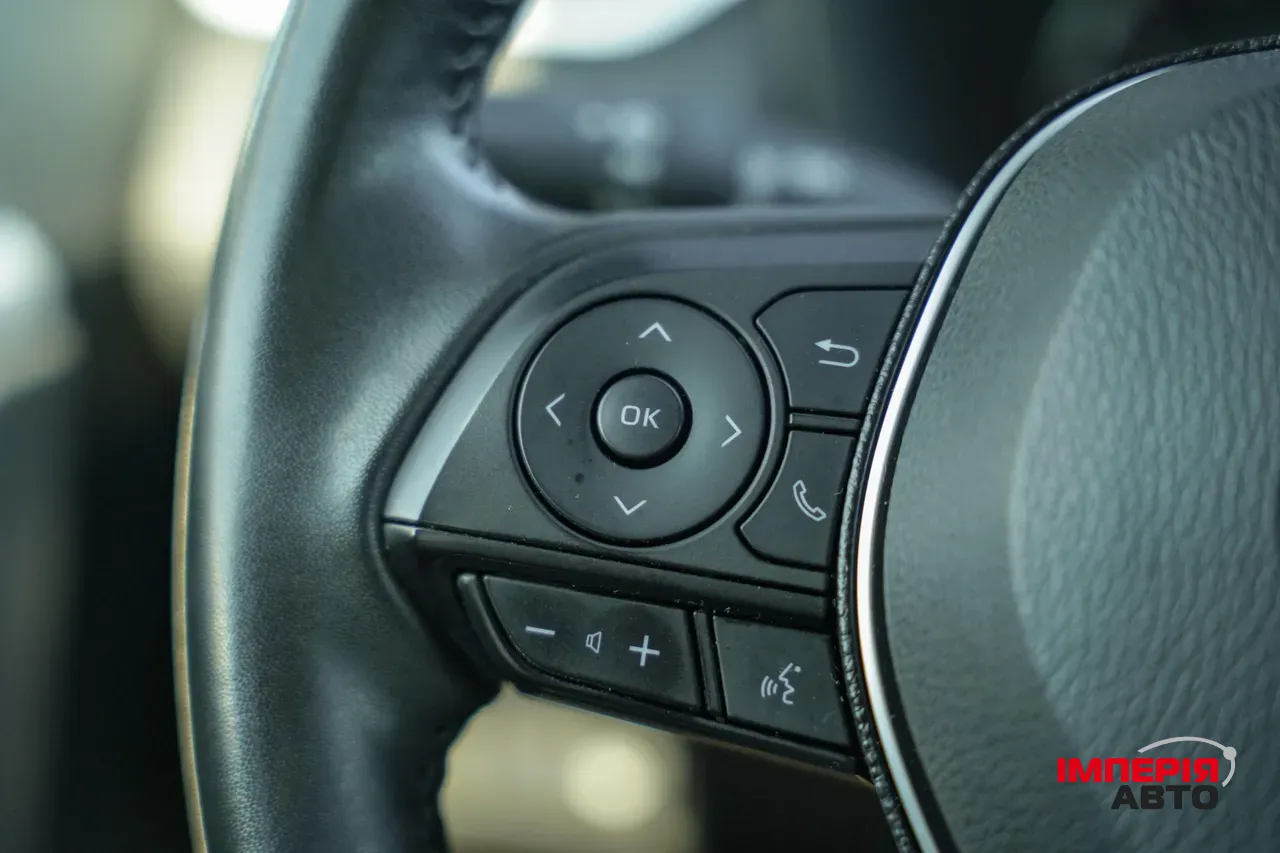 Toyota RAV4 - фото 22