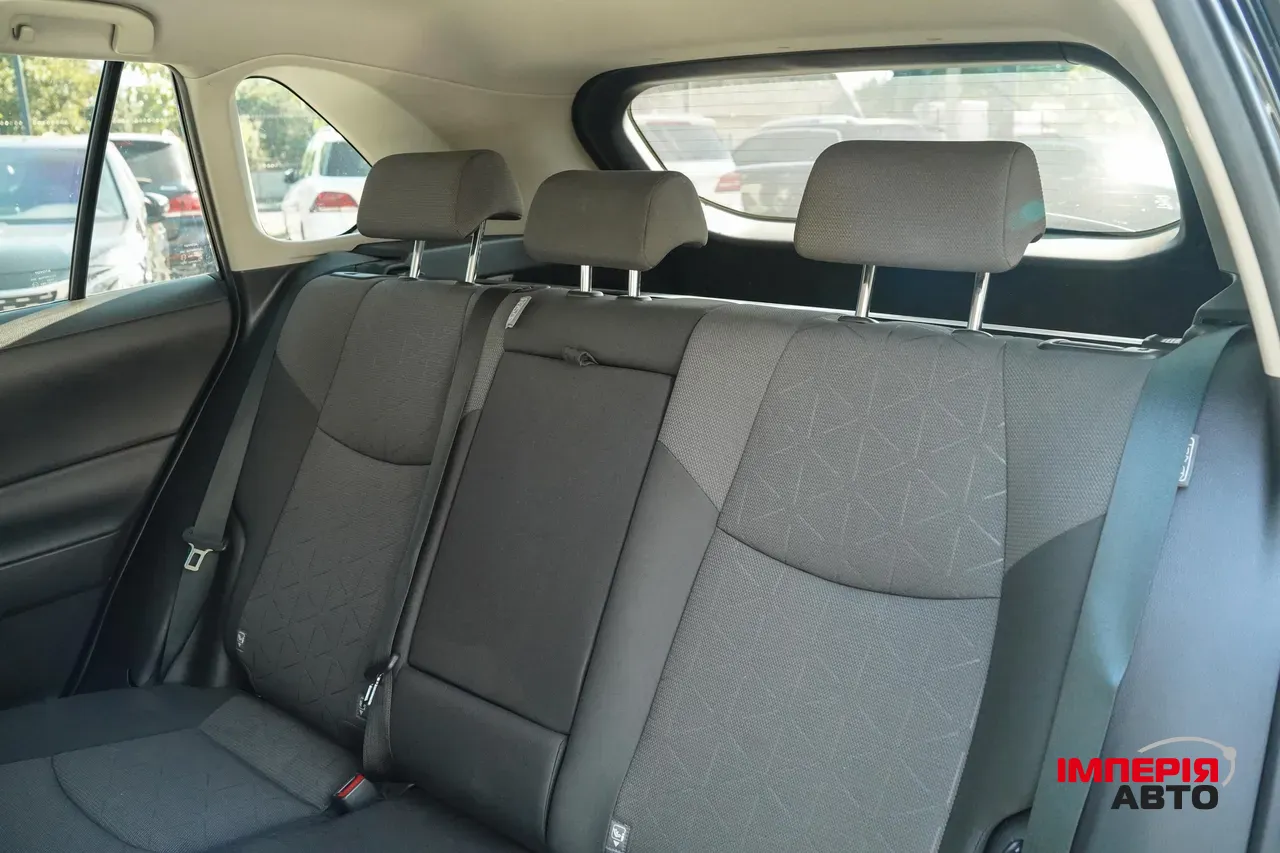 Toyota RAV4 - фото 31