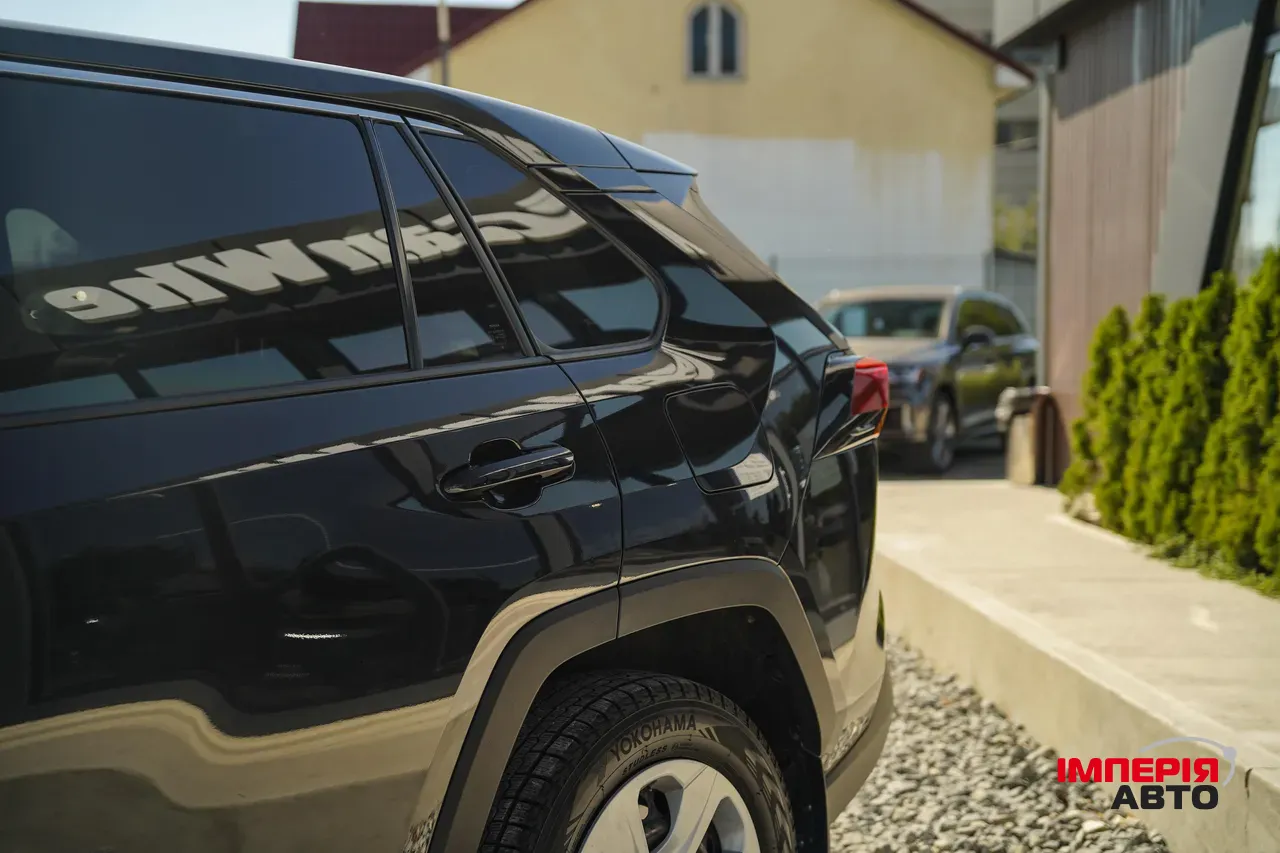 Toyota RAV4 - фото 15