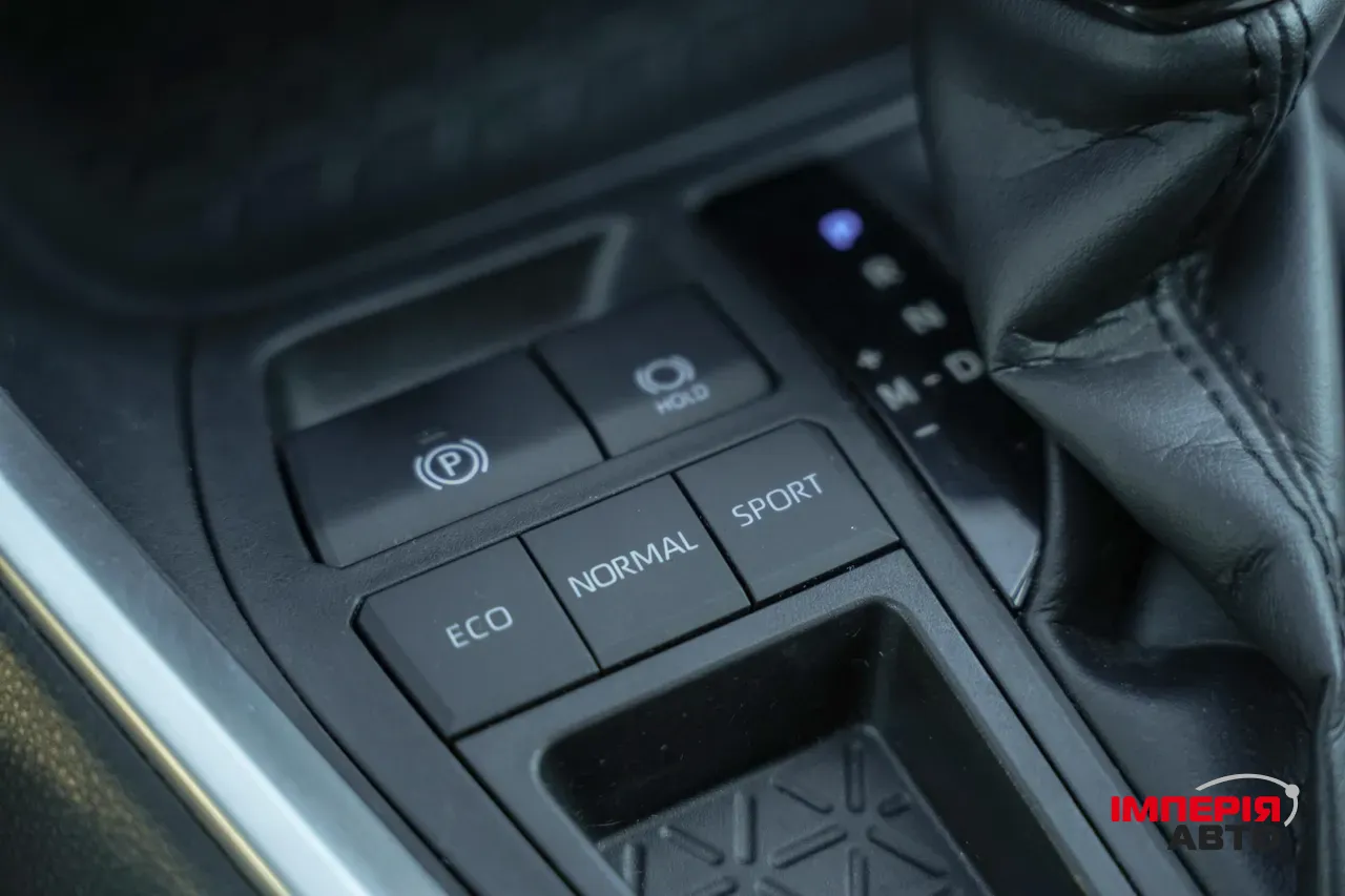 Toyota RAV4 - фото 26