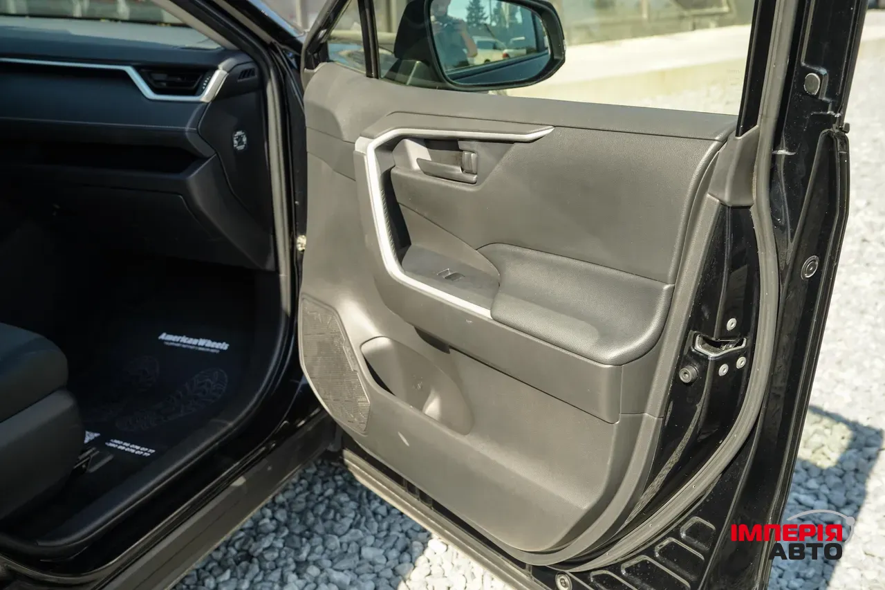 Toyota RAV4 - фото 33