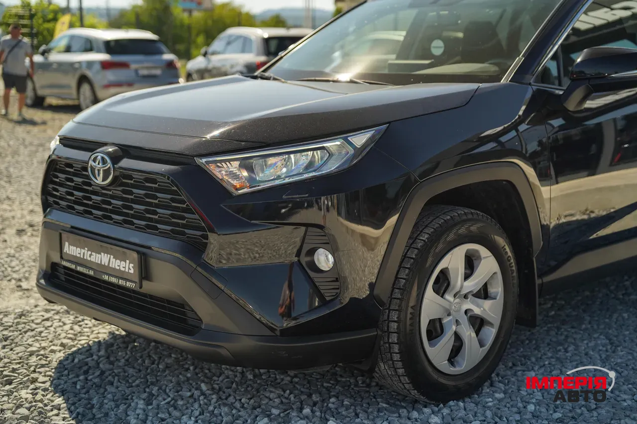 Toyota RAV4 - фото 14