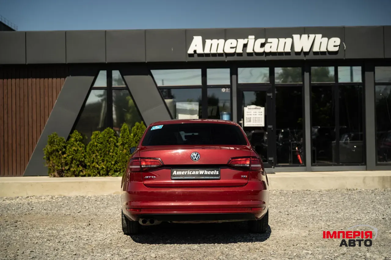 Volkswagen Jetta - фото 6