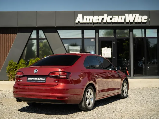 Volkswagen Jetta - фото 5