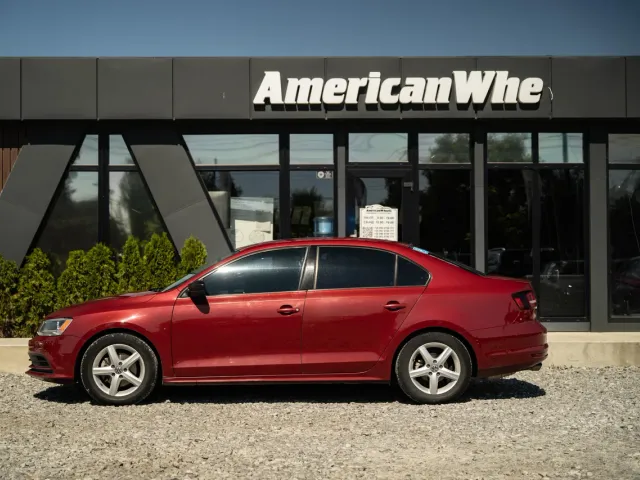 Volkswagen Jetta - фото 4