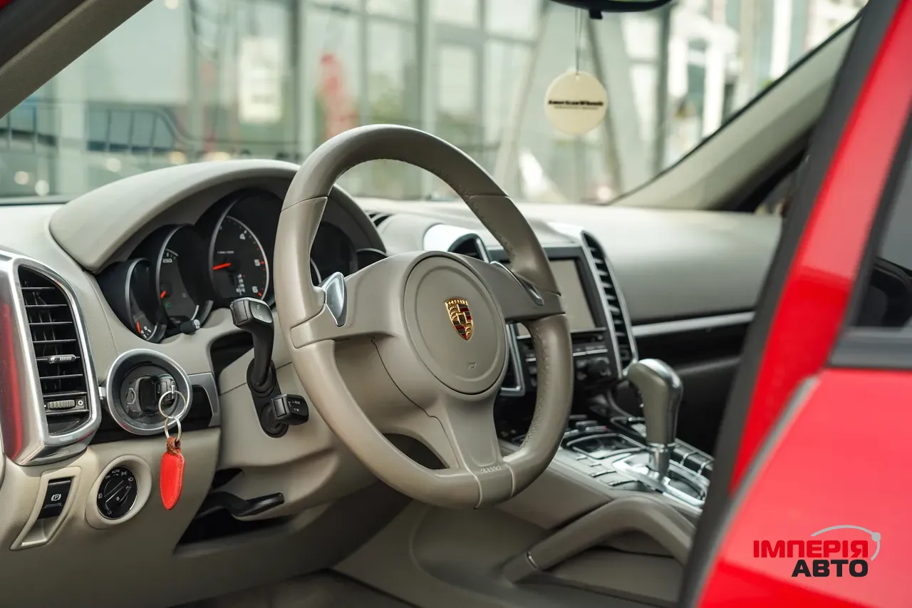 Porsche Cayenne - фото 19