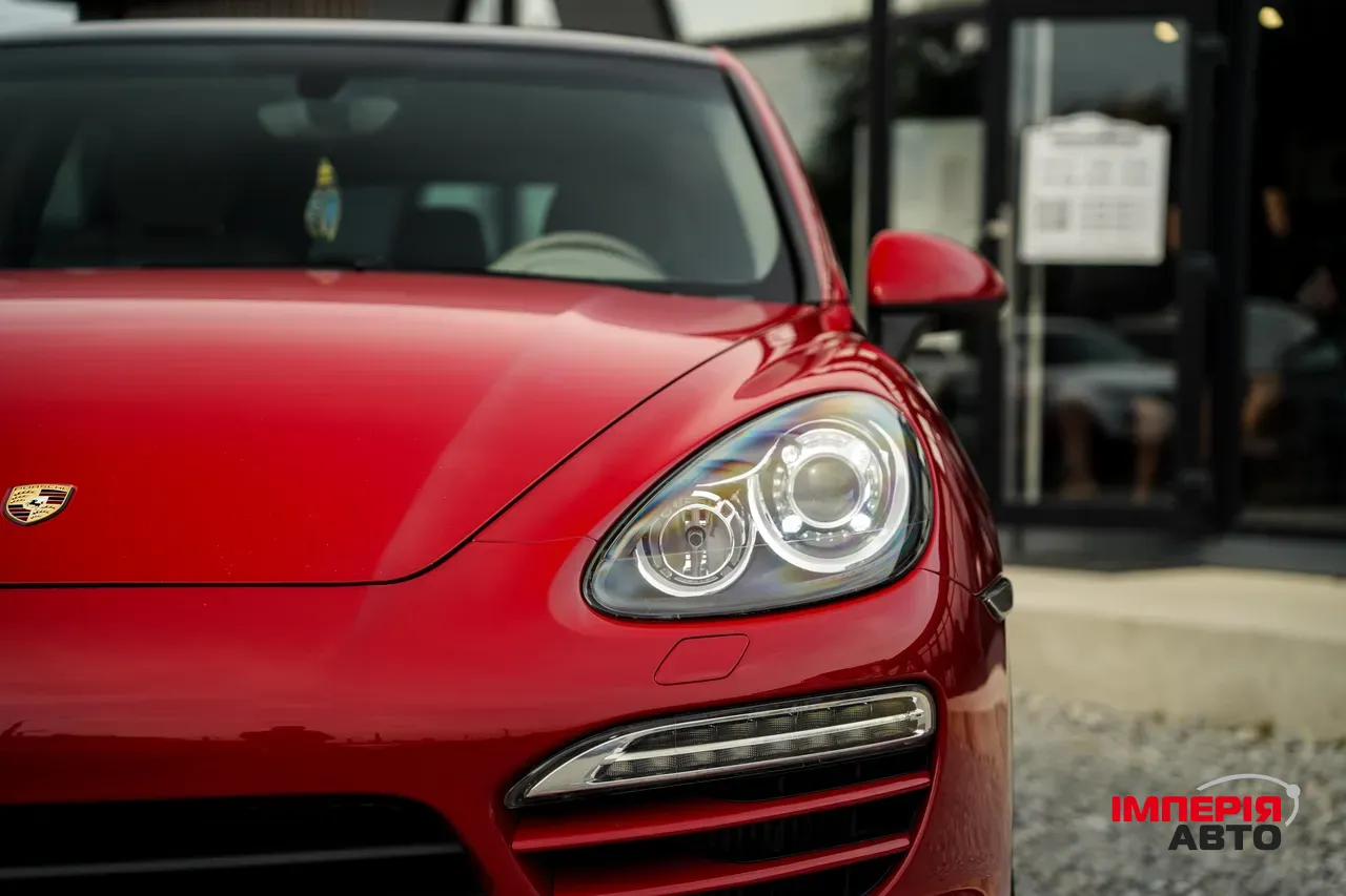 Porsche Cayenne - фото 11