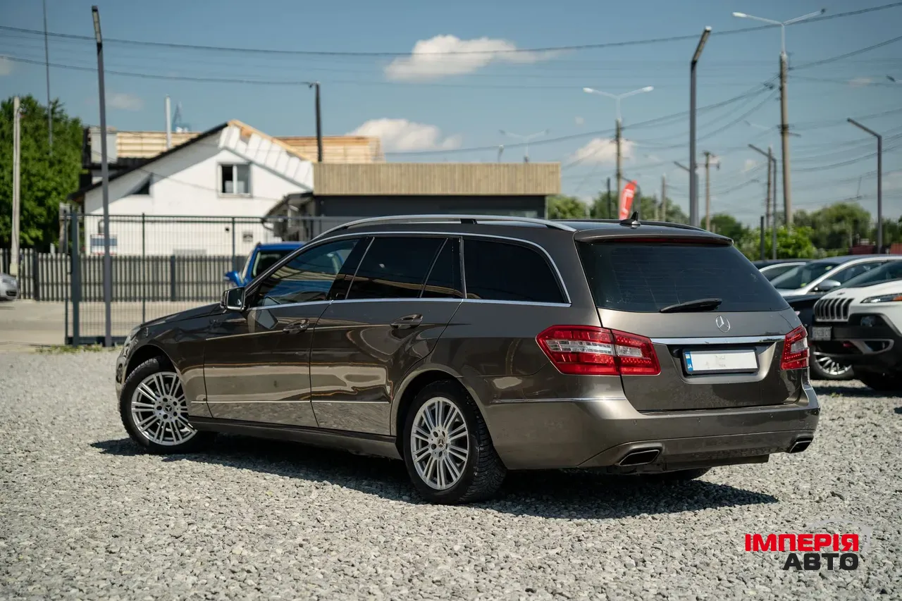 Mercedes-Benz E-Класс - фото 7