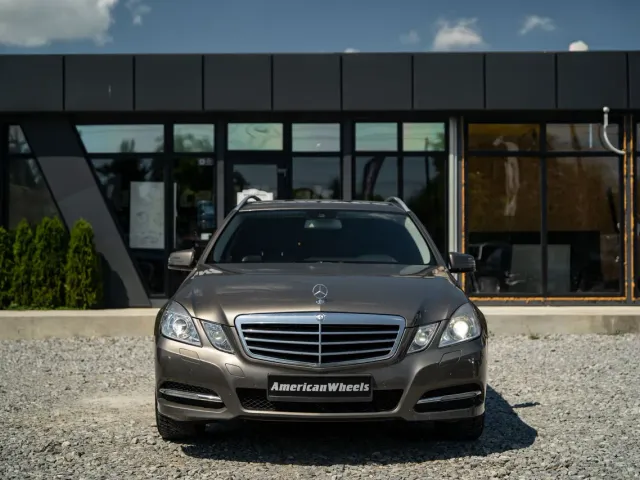 Mercedes-Benz E-Класс - фото 2