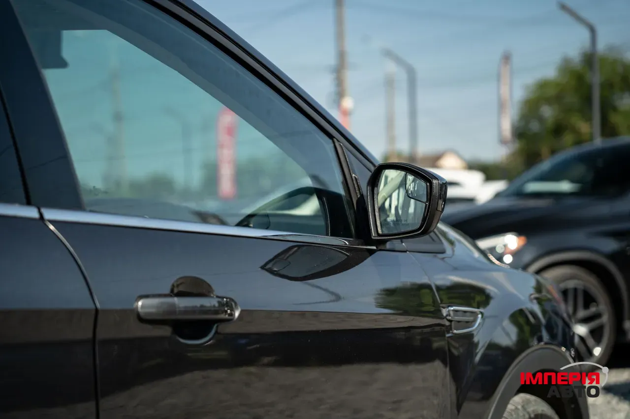 Ford Escape - фото 21