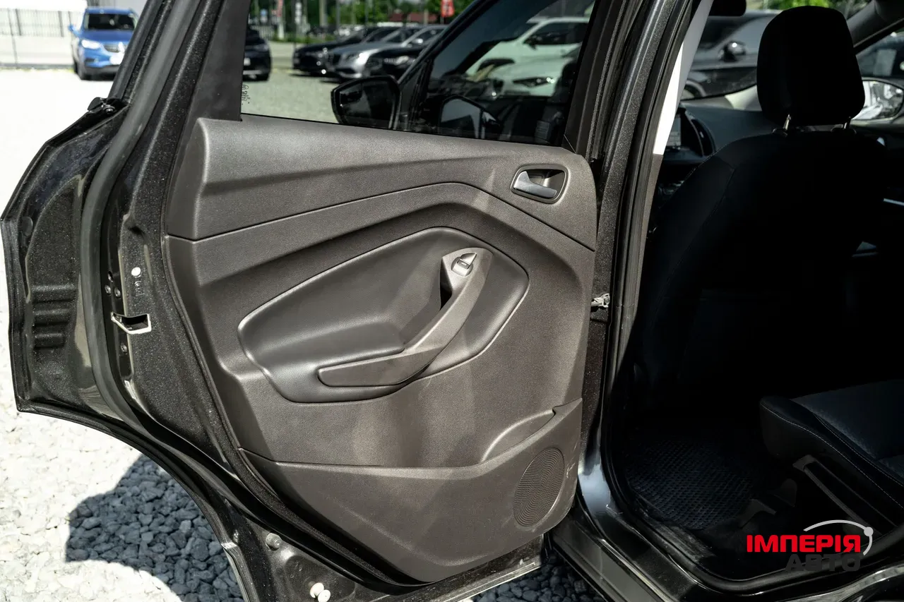 Ford Escape - фото 42