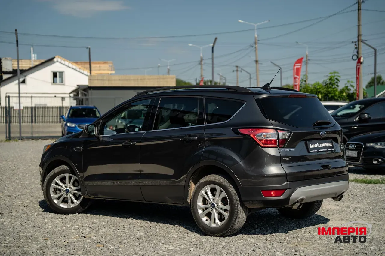 Ford Escape - фото 7