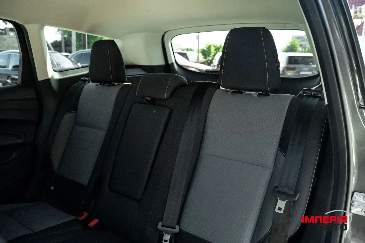 Ford Escape - фото 40