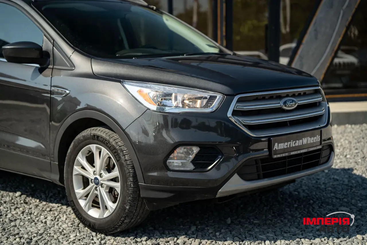 Ford Escape - фото 16