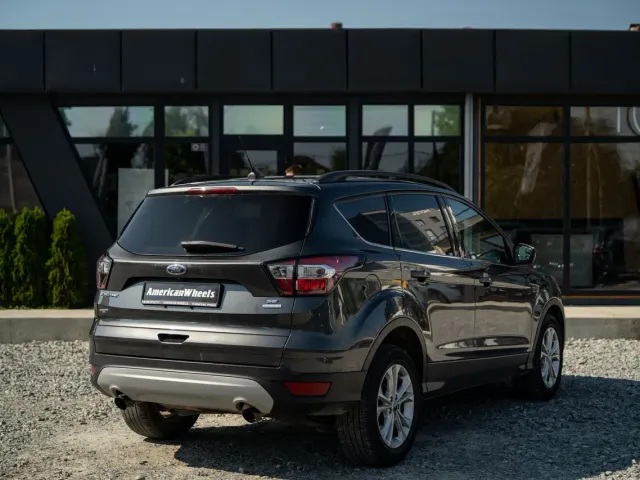 Ford Escape - фото 5