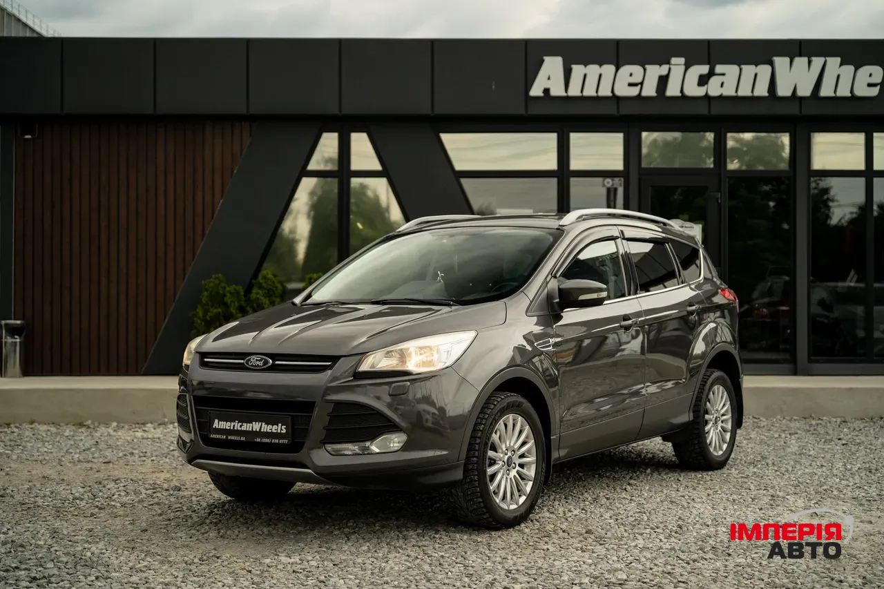 Ford Kuga - фото 1