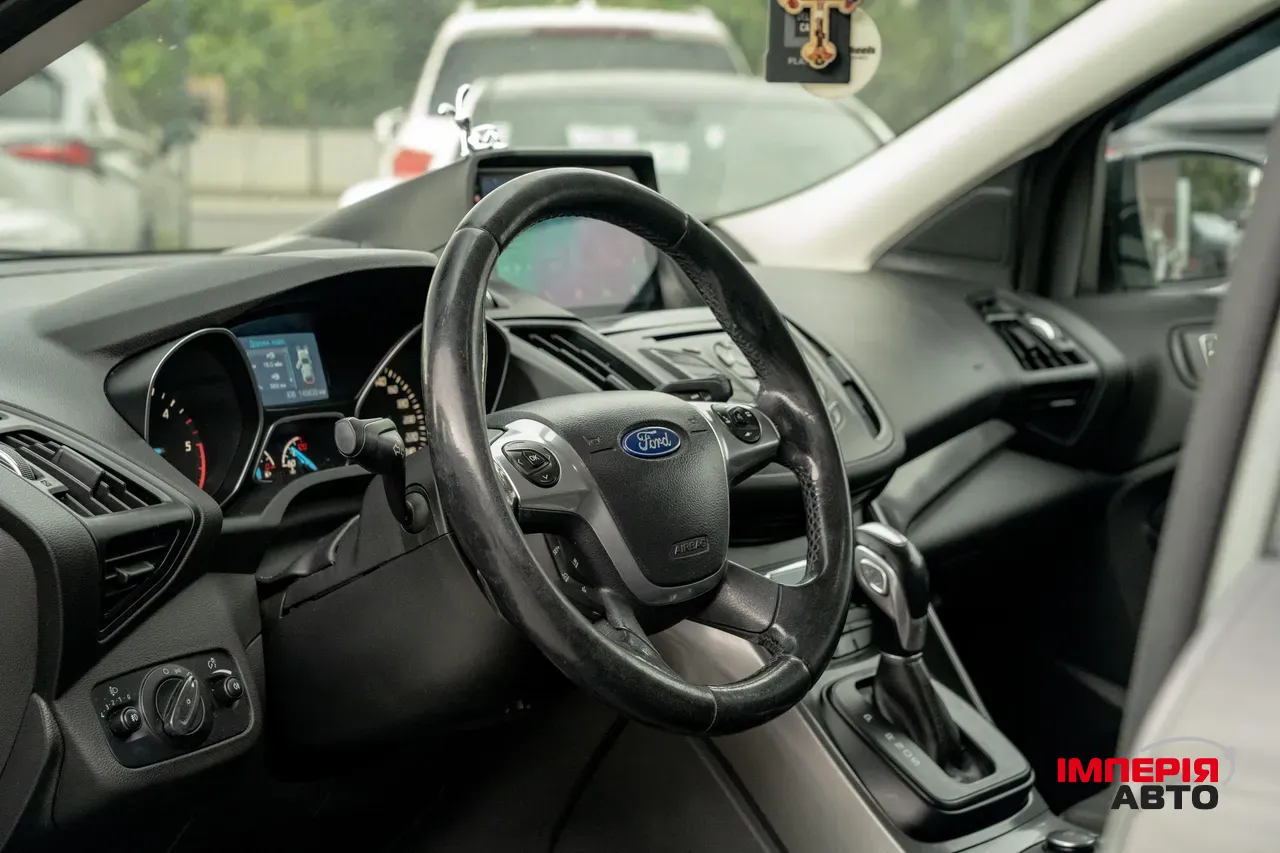 Ford Kuga - фото 18