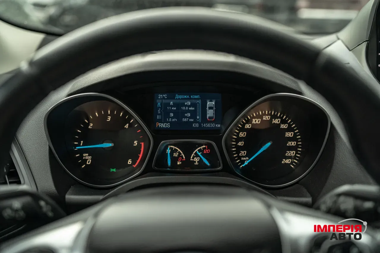 Ford Kuga - фото 21