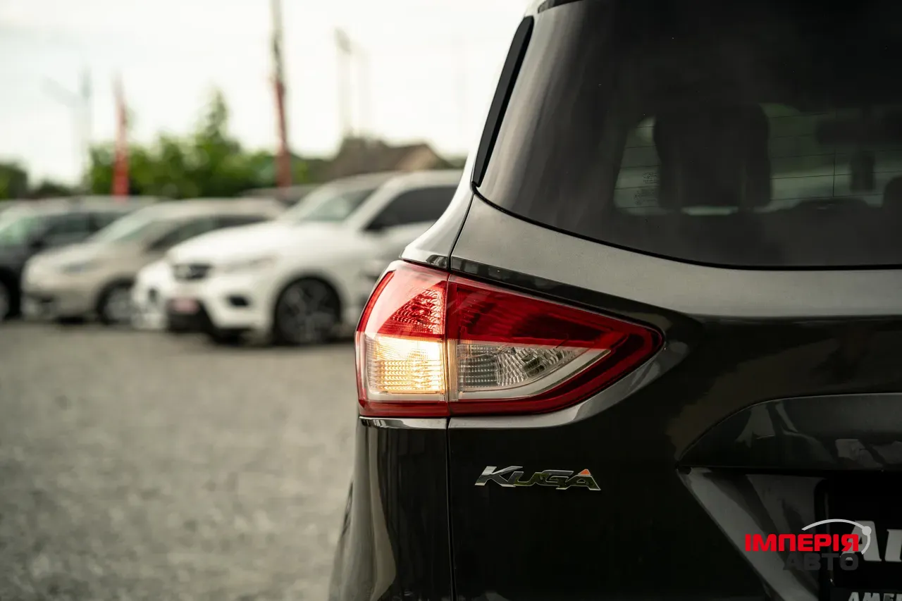 Ford Kuga - фото 7