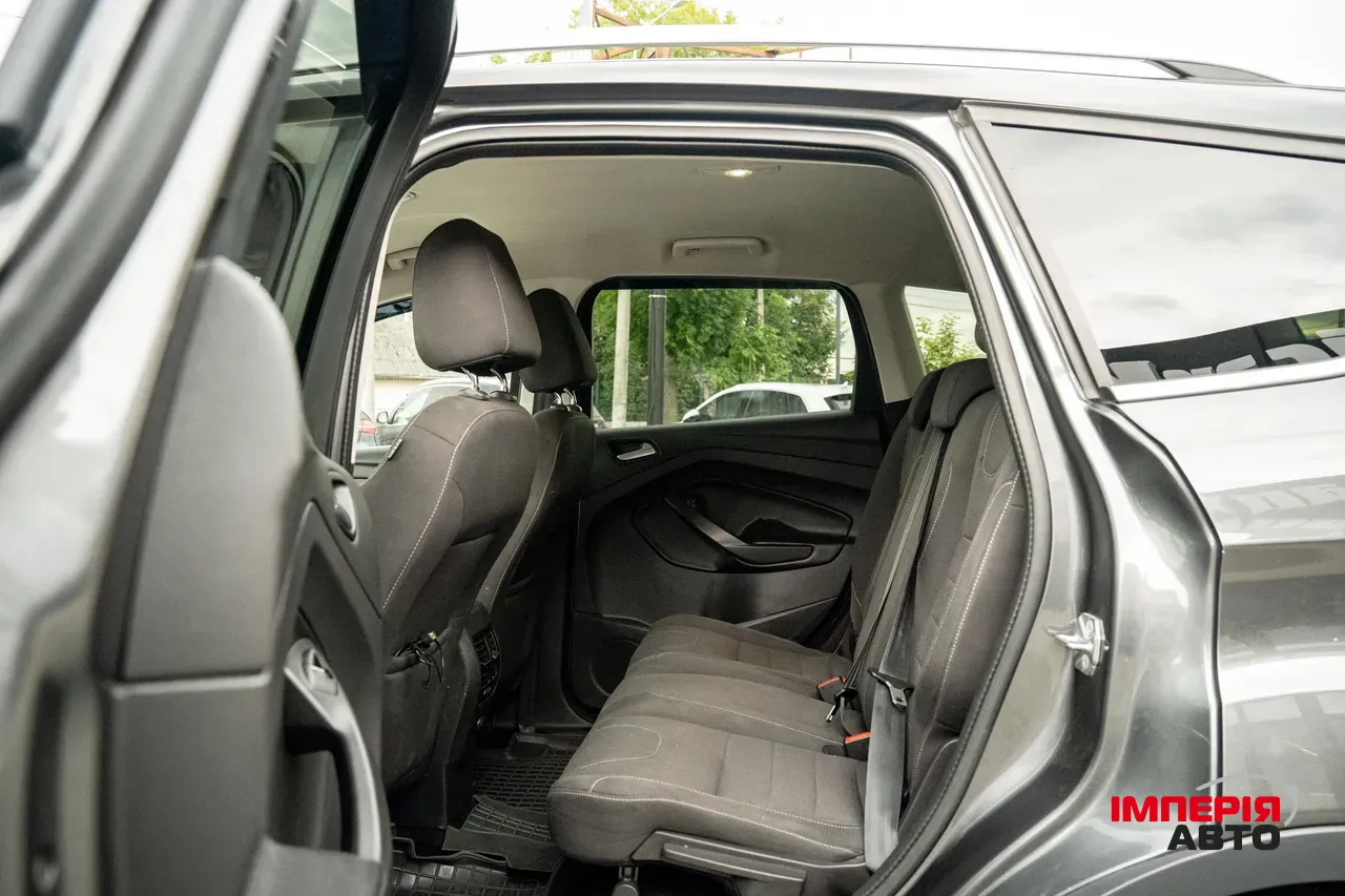 Ford Kuga - фото 33