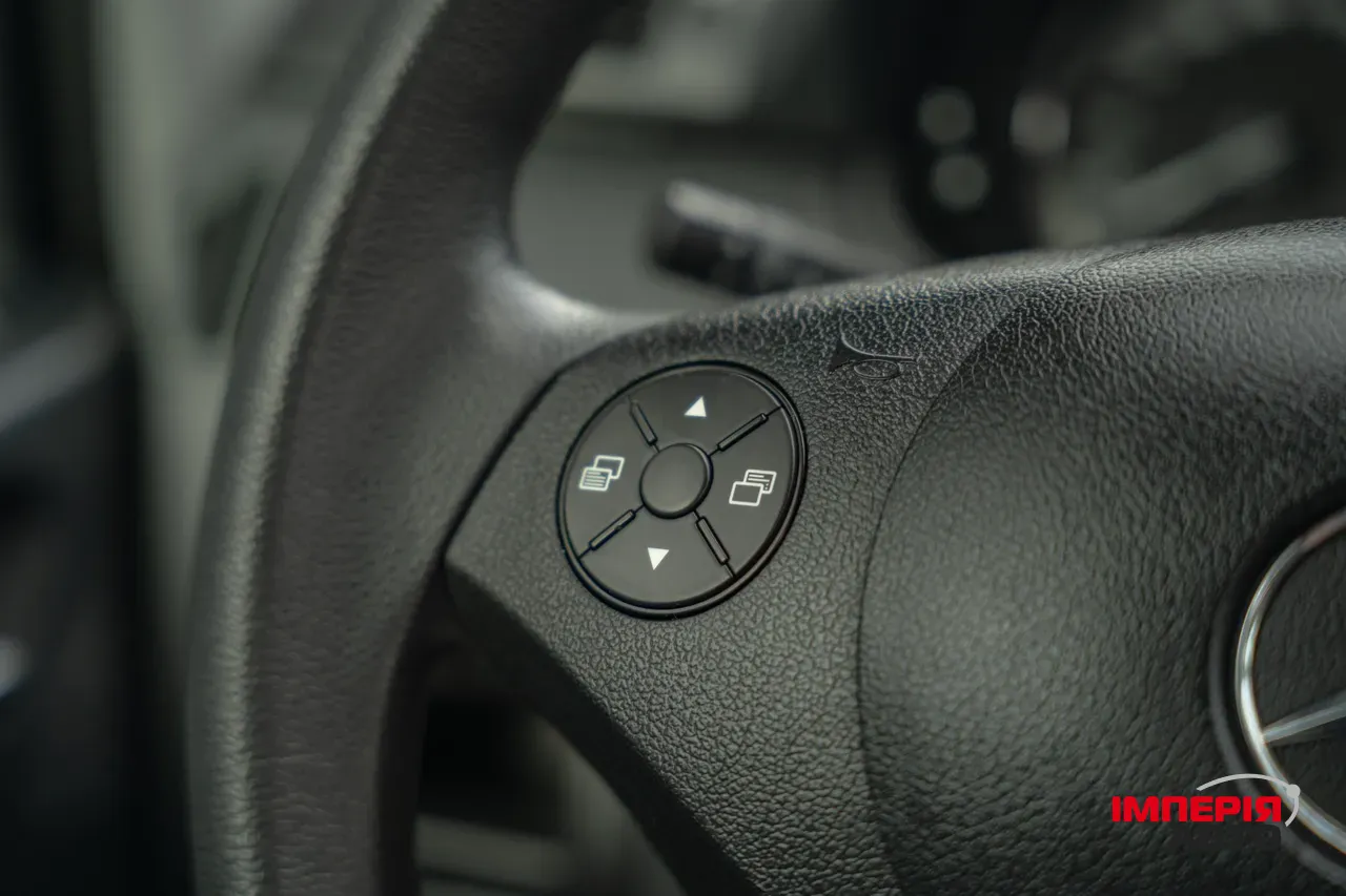 Mercedes-Benz Vito - фото 24