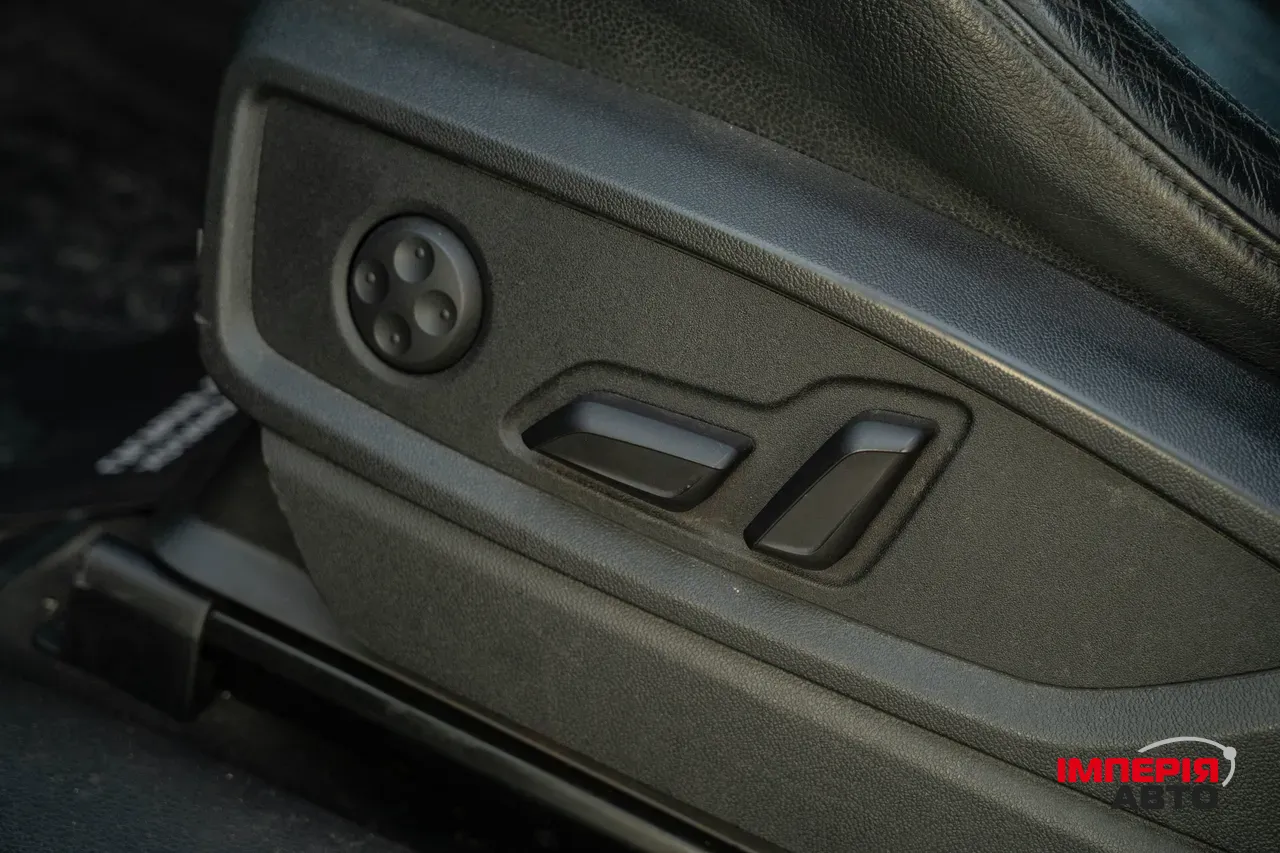 Audi Q5 - фото 13