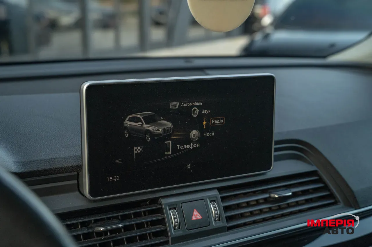 Audi Q5 - фото 24