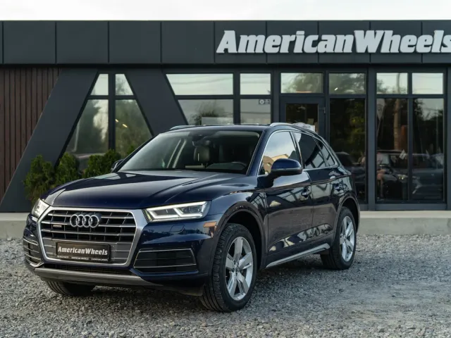 Audi Q5 - фото 1
