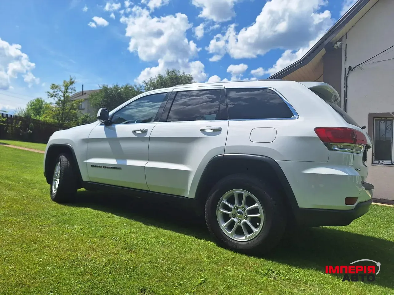 Jeep Grand Cherokee - фото 12