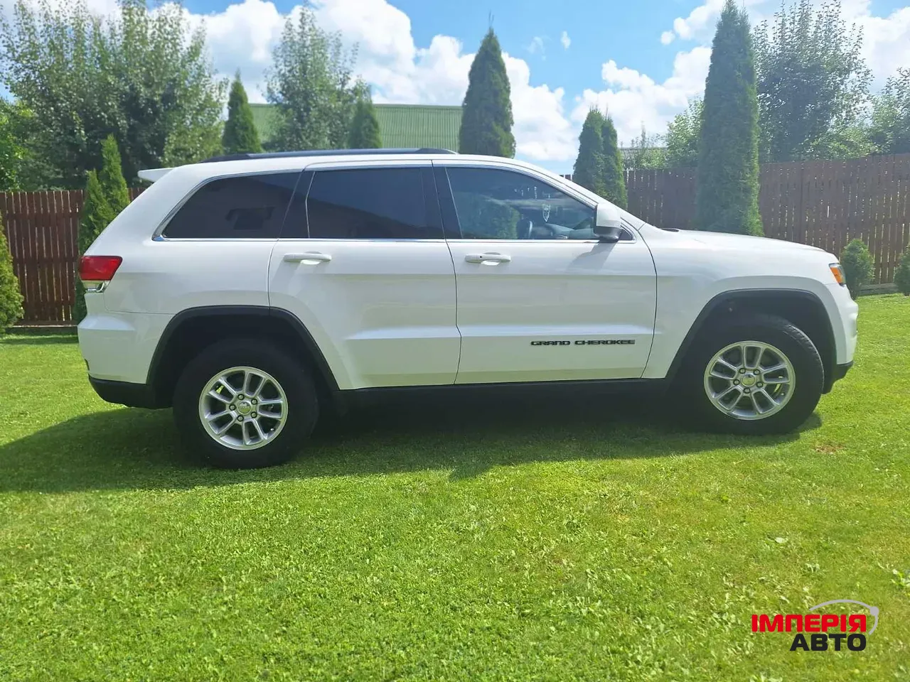 Jeep Grand Cherokee - фото 2