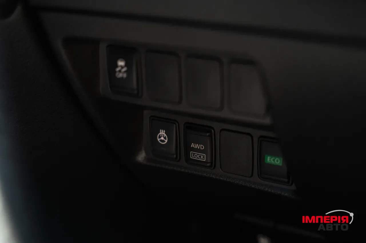 Nissan Rogue Sport - фото 20