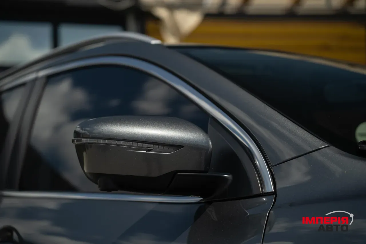 Nissan Rogue Sport - фото 15