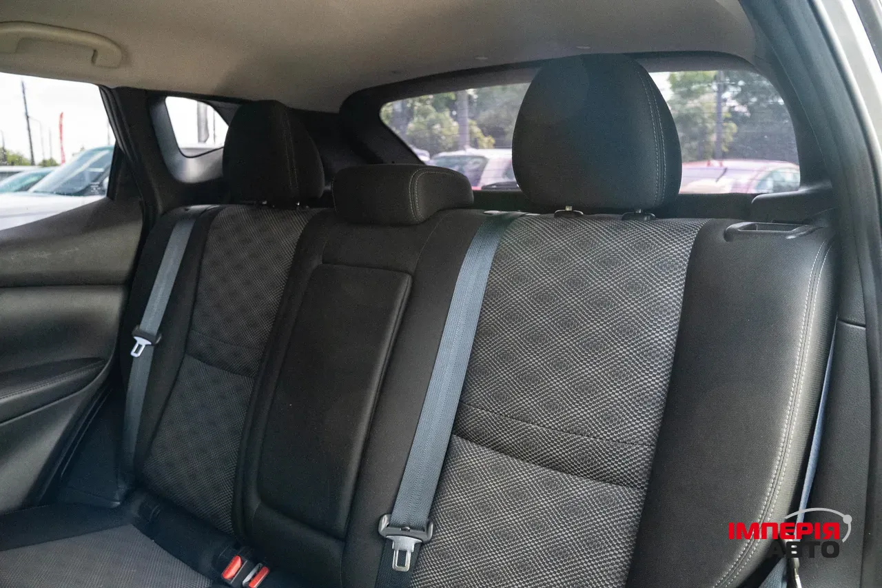 Nissan Rogue Sport - фото 32