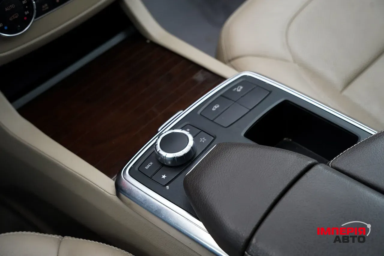 Mercedes-Benz GL-Класс - фото 25