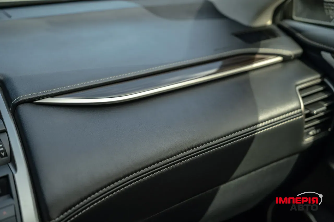 Lexus NX - фото 43