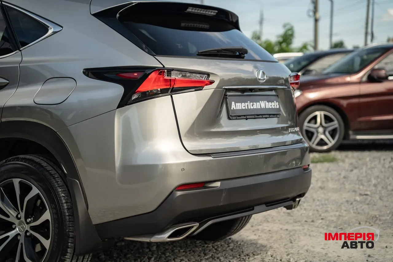 Lexus NX - фото 9