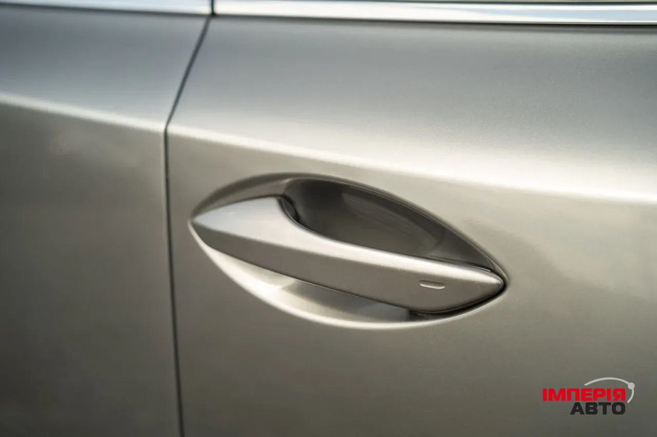 Lexus NX - фото 25